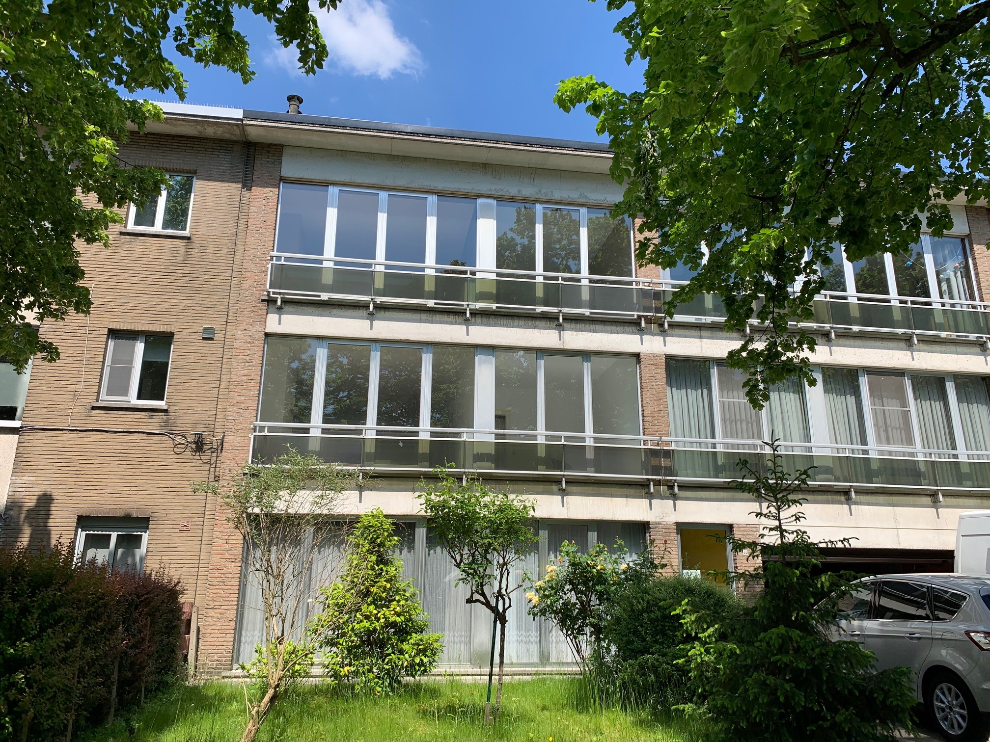 5 grote 3 slaapkamer appartementen in Buizegem